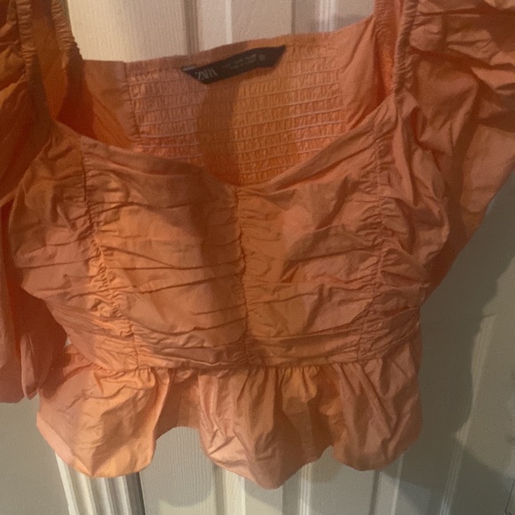 Zara 3/4 sleeve orange crop top size medium. - Picture 4 of 4